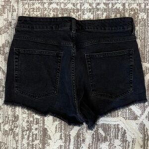 ❗️💲CLOSEOUT SALE: $5 💲❗️- Black high Waist Denim Shorts